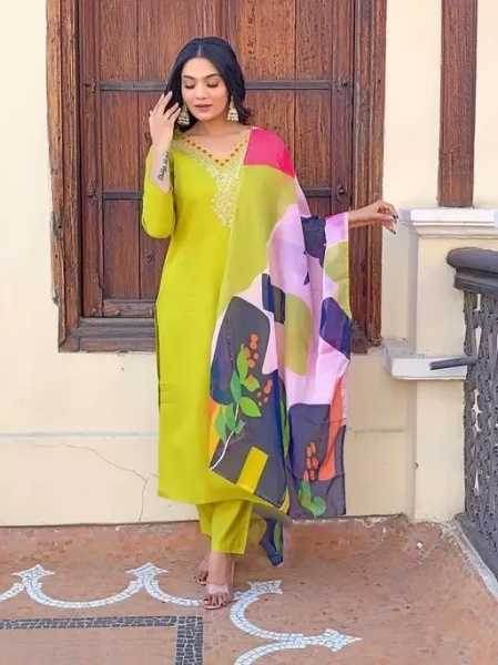 Premium Roman Silk Suit - MYLUXURY LANE ENTERPRISE
